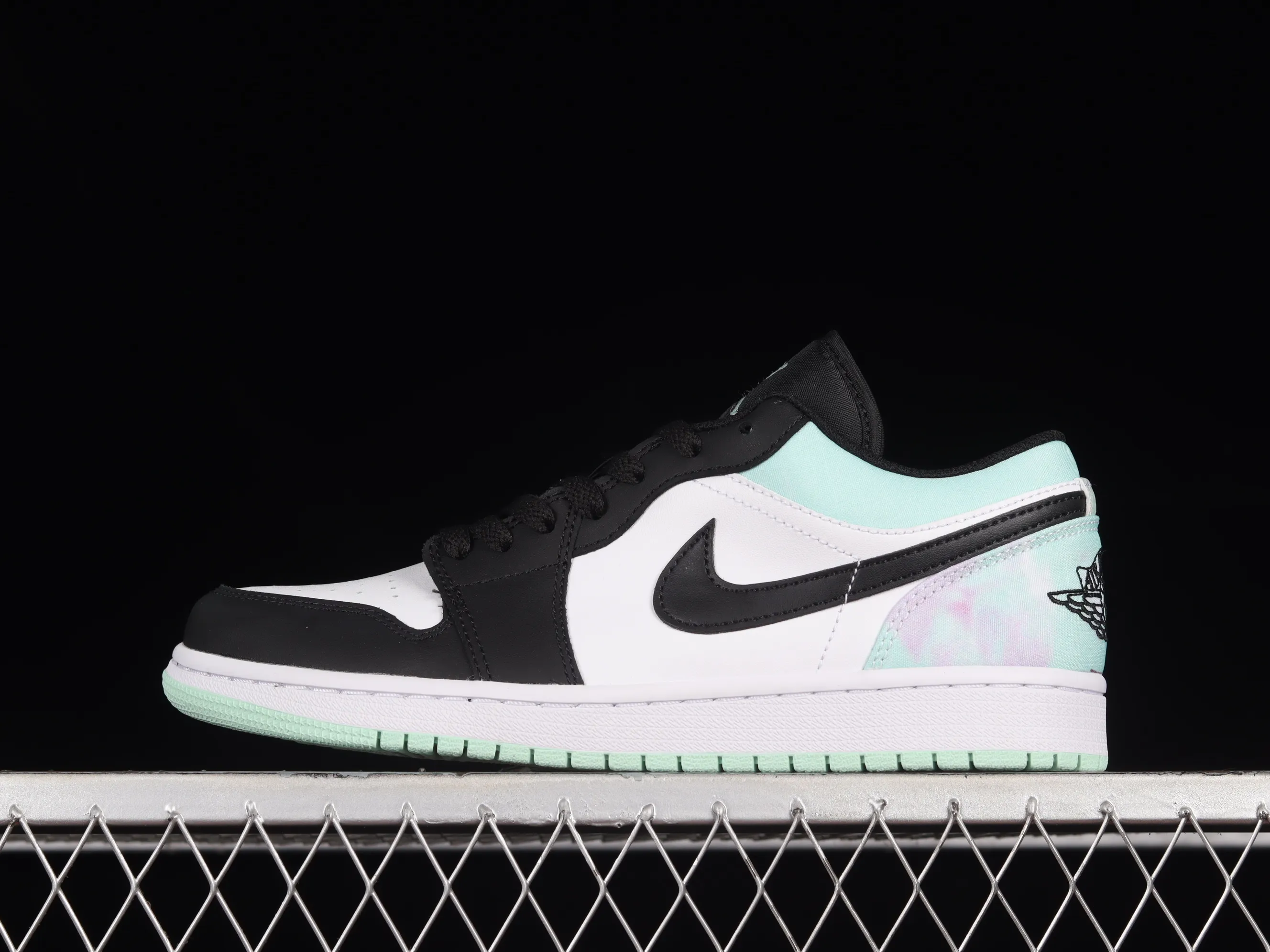 All categories Air Jordan Jordan series basketball shoes Air Jordan 1 Low G version pure original Air Jordan 1 Low AJ1 Joe 1 tie-dye low-top casual sneakers DM1199-100